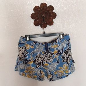 Patagonia women’s Barely Baggies